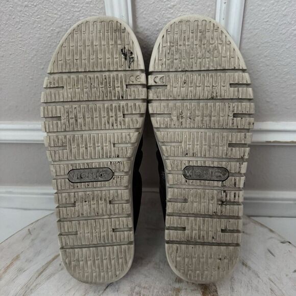 Vionic Uptown Ballet Loafer Elastic Topline Leather Polluted Silver Women's 6 - Picture 7 of 8